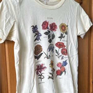 Floral Graphic Short Sleeve Tee